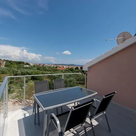Apartamento Luxury Summertime Tribalj