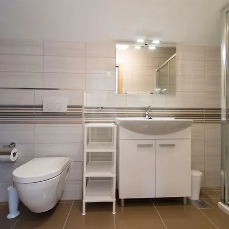 Luxury Summertime Apartamento Tribalj