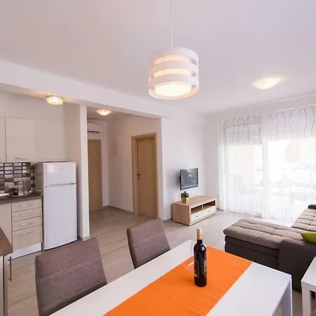 Apartamento Luxury Summertime Tribalj